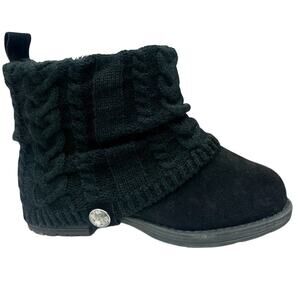 MUK LUKS Black Cass Knit Cuff Winter Ankle Boots Women's size 8